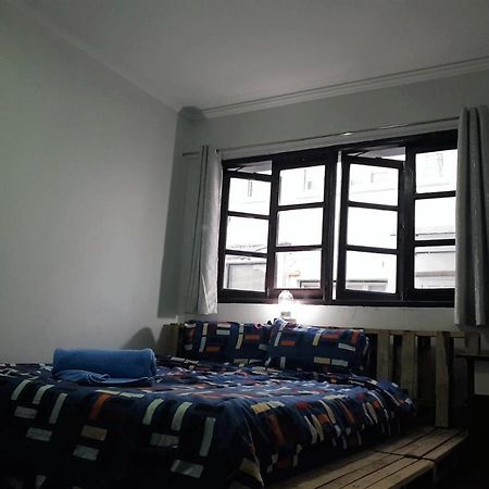 Kru Nat'S Bed & Breakfast W/ Private Rooms & Gym Bangkok Exterior photo