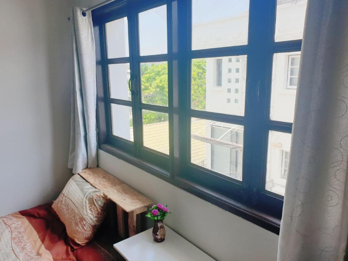 Kru Nat'S Bed & Breakfast W/ Private Rooms & Gym Bangkok Exterior photo