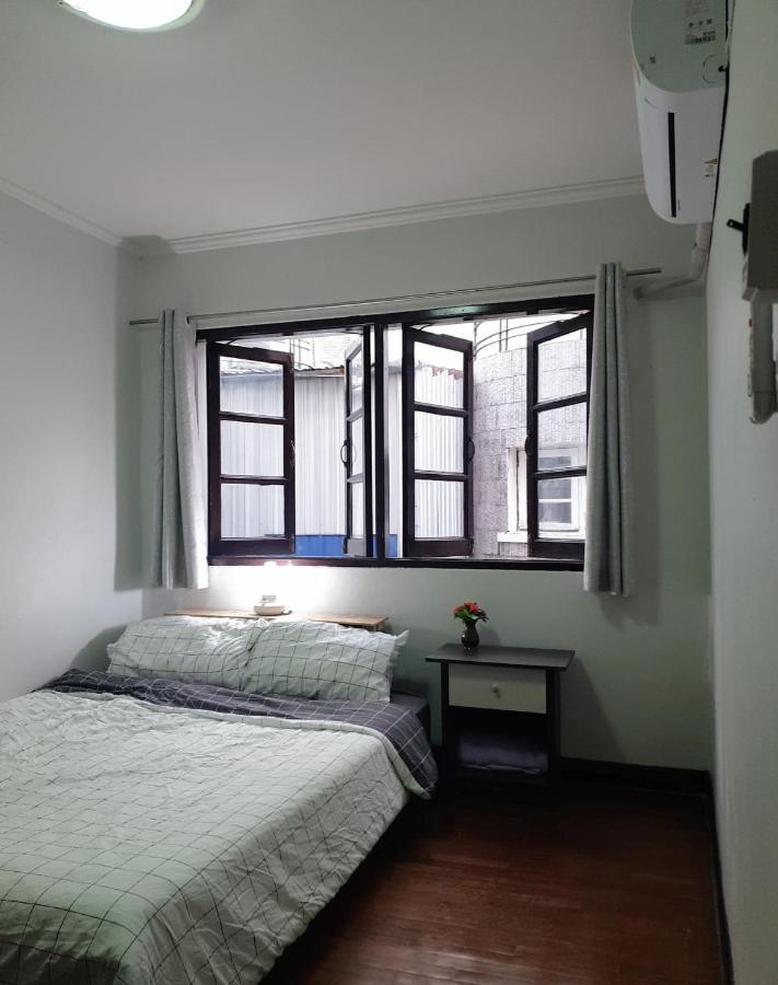 Kru Nat'S Bed & Breakfast W/ Private Rooms & Gym Bangkok Exterior photo