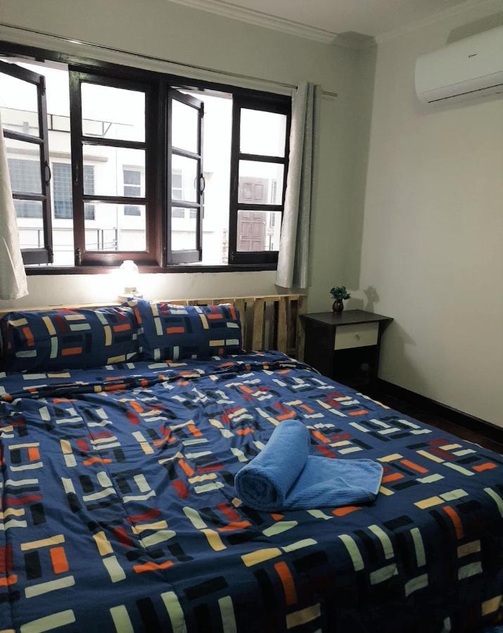 Kru Nat'S Bed & Breakfast W/ Private Rooms & Gym Bangkok Exterior photo